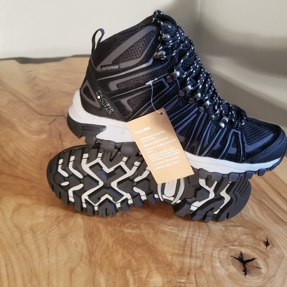 Men's Pacific Mountain Crest sz 7 waterproof hiker